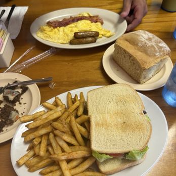 Harriette's Restaurant - Protein breakfast and chicken salad sandwich. And the biscuit! - Breakfast & Brunch Near Me - Key Largo, Florida Harriette's Restaurant - Protein breakfast and chicken salad sandwich. And the biscuit! - Breakfast & Brunch Near Me - Key Largo, Florida