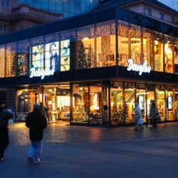 Parfümerie Douglas - Außenansicht