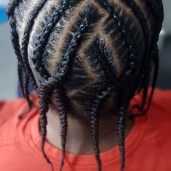 Salon 5ive83 Style & Braid Bar