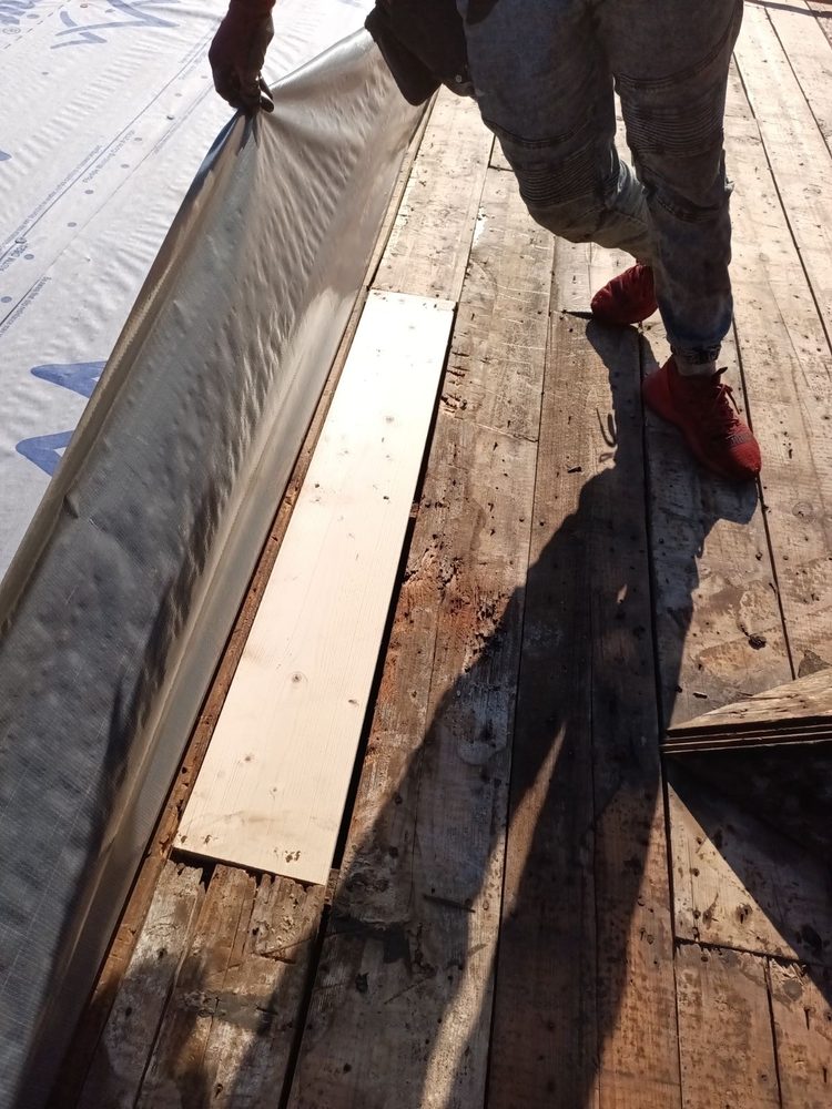 Slide of Axion Multi Services