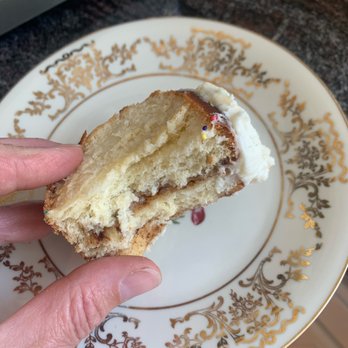 Quail and Condor - Where's the cinnamon in the cinnamon roll? - Coffee & Tea Near Me - Healdsburg, California Quail and Condor - Where's the cinnamon in the cinnamon roll? - Coffee & Tea Near Me - Healdsburg, California