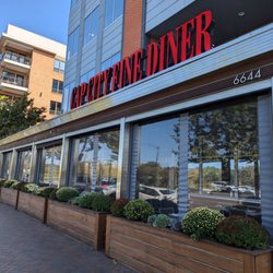 Cap City Fine Diner and Bar - Exterior