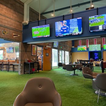Best Ball - Sports Bars Near Me - Van Nuys, California Best Ball - Sports Bars Near Me - Van Nuys, California