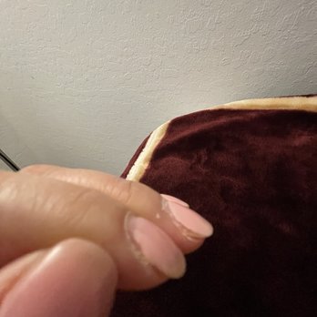 Glossi Nail Bar - Nail Salons Near Me - Colma, California