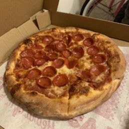 Pizza pepperoni Pizza pepperoni