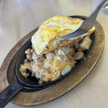Griddlecakes - Sausage Skillet - Breakfast & Brunch Near Me - Henderson, Nevada