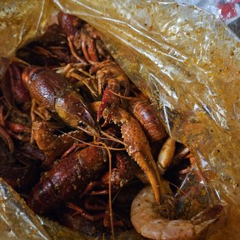 BB's Tex-Orleans - 3 lbs crawfish and 1/2 lb shrimp - Cajun/Creole Near Me - Houston, Texas BB's Tex-Orleans - 3 lbs crawfish and 1/2 lb shrimp - Cajun/Creole Near Me - Houston, Texas