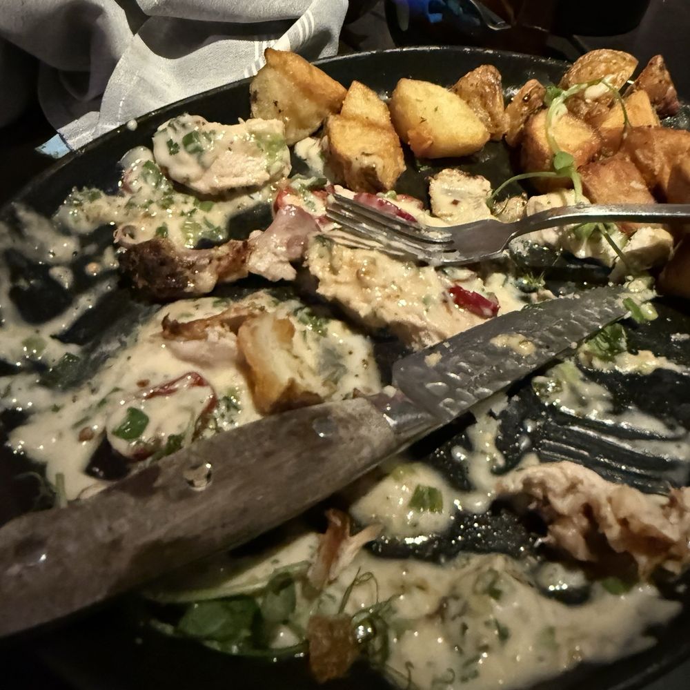 Rosso Italian - Chicken was good was cooked correctly, but the sauce was not fresh or cold and super super salty - Italian Near Me - Phoenix, Arizona Rosso Italian - Chicken was good was cooked correctly, but the sauce was not fresh or cold and super super salty - Italian Near Me - Phoenix, Arizona