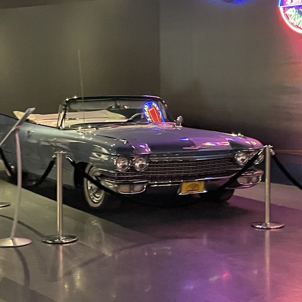 Graceland Mansion - Museums Near Me - Memphis, Tennessee Graceland Mansion - Museums Near Me - Memphis, Tennessee