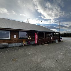 Magpye's Pizzeria - Entrance to Magpye's Pizzeria.