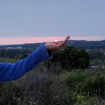 Panorama Nature Preserve - Sunset in the palm of you hand. - Parks Near Me - Fullerton, California Panorama Nature Preserve - Sunset in the palm of you hand. - Parks Near Me - Fullerton, California