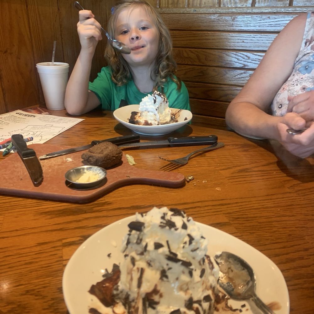 Outback Steakhouse - After dinner dessert, it's sooooo good - Steakhouses Near Me - Burleson, Texas