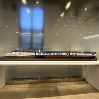 Amtrak Metropolitan Lounge - Lounges Near Me - New York, New York Amtrak Metropolitan Lounge - Lounges Near Me - New York, New York