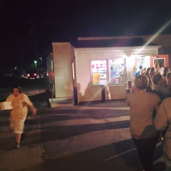 Krumpe's DO-Nut Shop - The line at 11pm on a Thursday. This place is always hopping. - Bakeries Near Me - Hagerstown, Maryland