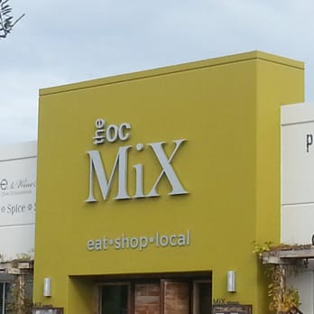 SOCO & The OC Mix - Shopping Centers Near Me - Costa Mesa, California SOCO & The OC Mix - Shopping Centers Near Me - Costa Mesa, California