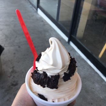 The Yogurt Barn - Child size butterfinger with brownies - Ice Cream & Frozen Yogurt Near Me - Lakeside, California
