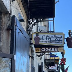 River Street Liquor