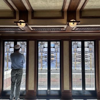 Frederick C Robie House - Landmarks & Historical Buildings Near Me - Chicago, Illinois