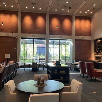 Louis M Martini Winery - Wineries Near Me - St. Helena, California