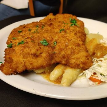 Restaurant Edelweiss - Pork Schnitzel - German Near Me - Bradenton, Florida Restaurant Edelweiss - Pork Schnitzel - German Near Me - Bradenton, Florida