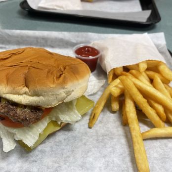 Giant Hamburgers - Cheeseburger & french fries - Burgers Near Me - Mesa, Arizona Giant Hamburgers - Cheeseburger & french fries - Burgers Near Me - Mesa, Arizona