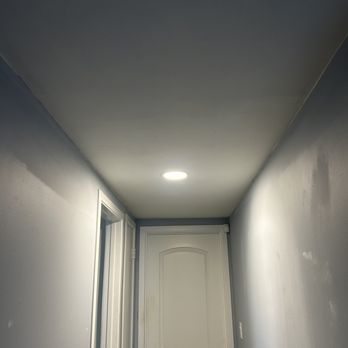 Handyman Daddy - hallway after - Painters Near Me