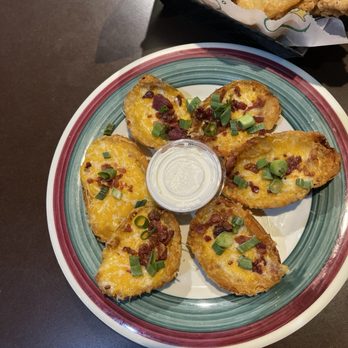 Houligan's Palm Coast - Potato Skins - Chicken Wings Near Me - Palm Coast, Florida
