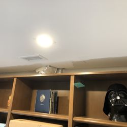 John The Handyman - Before: Missing crown molding