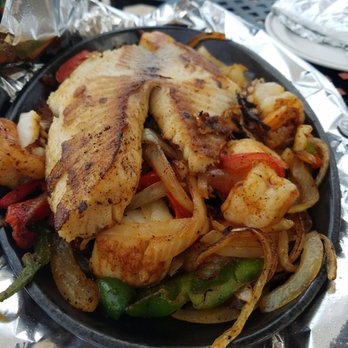 Mi Tradicion - Fajitas del Mar: Tilapia, Scallops, Shrimp - Mexican Near Me - Gahanna, Ohio Mi Tradicion - Fajitas del Mar: Tilapia, Scallops, Shrimp - Mexican Near Me - Gahanna, Ohio