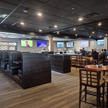 Fiddler's at Mayapple Golf Course - Dining area - Steakhouses Near Me - Carlisle, Pennsylvania Fiddler's at Mayapple Golf Course - Dining area - Steakhouses Near Me - Carlisle, Pennsylvania