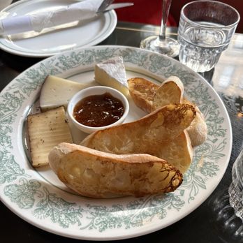 The Wooly - Cheese plate - Cocktail Bars Near Me - New York, New York The Wooly - Cheese plate - Cocktail Bars Near Me - New York, New York