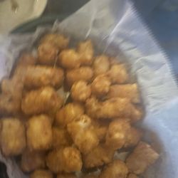 Nanny O'Brien's Irish Pub - Tater tot basket