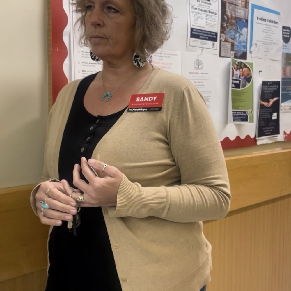 Fred Meyer - Sandy who also is the "store leader" knewly backed up her wrong co workers. No intention of bringing a solution. - Grocery Near Me - Salem, Oregon