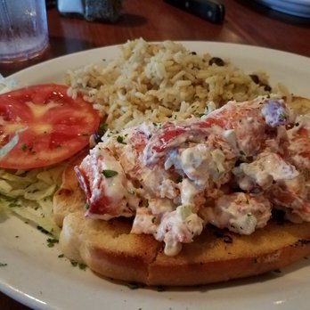 Coconuts - Lobster roll - Seafood Near Me - Fort Lauderdale, Florida Coconuts - Lobster roll - Seafood Near Me - Fort Lauderdale, Florida