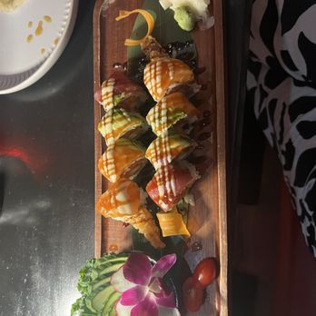 Geisha - Sushi Platter - Asian Fusion Near Me - The Bronx, New York Geisha - Sushi Platter - Asian Fusion Near Me - The Bronx, New York