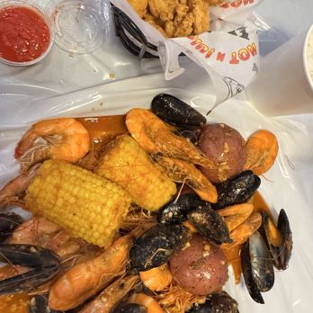 HOT N JUICY CRAWFISH - Updated December 2025 - 824 Photos & 1171