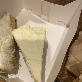 la Madeleine - Soggy dessert and missing toppings - Bakeries Near Me - Austin, Texas la Madeleine - Soggy dessert and missing toppings - Bakeries Near Me - Austin, Texas