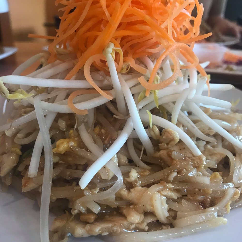 Love2eat - Chicken Pad thai - Thai Near Me - Charlottesville, Virginia Love2eat - Chicken Pad thai - Thai Near Me - Charlottesville, Virginia