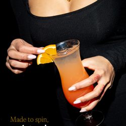 Late nights, good drinks, and a mood that never fades
Come through and stay as long as you like.
42-12 Broadway, Astoria NY