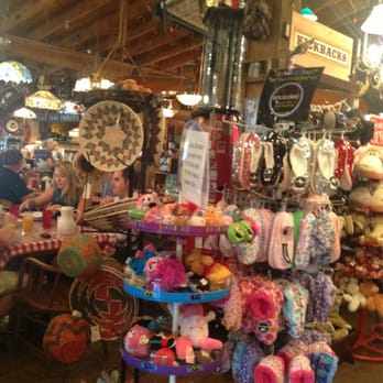 Pinnacle Peak General Store - Giant store area - Grocery Near Me - Scottsdale, Arizona