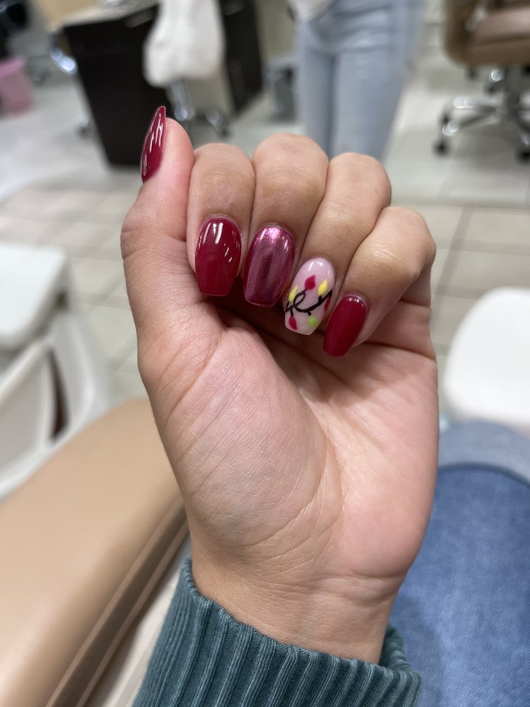 The Nail Bar Logo