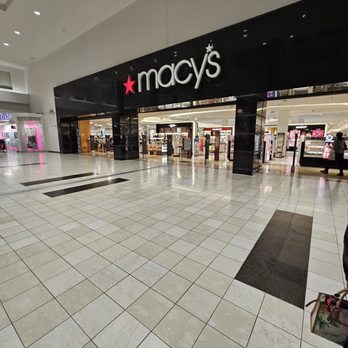 Macy's - Macy - Department Stores Near Me - Canoga Park, California