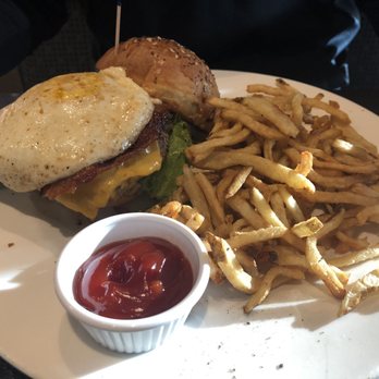 Local Goat - Farm House burger - New American Near Me - Pigeon Forge, Tennessee Local Goat - Farm House burger - New American Near Me - Pigeon Forge, Tennessee