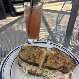 Tom Skilling Turkey Sandwich Tom Skilling Turkey Sandwich Tom Skilling Turkey Sandwich Tom Skilling Turkey Sandwich