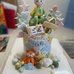 Basque Case - Little Prince cake by Basque Cakes