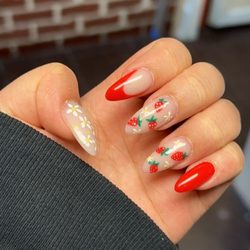 Hawaiian Nail Bar - Acrylic set with gel designs