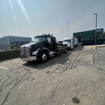 Murrays Towing - Towing Near Me - Woburn, Massachusetts Murrays Towing - Towing Near Me - Woburn, Massachusetts