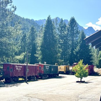 Jubilee Railroad - More railroad cars - Resorts Near Me - Dunsmuir, California Jubilee Railroad - More railroad cars - Resorts Near Me - Dunsmuir, California