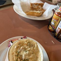 The Clubhouse Grill - Clam chowder cup and garlic bread