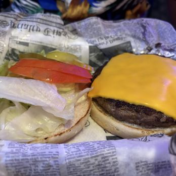 Deja Vu Restaurant & Bar - Cheese burger - American Near Me - New Orleans, Louisiana Deja Vu Restaurant & Bar - Cheese burger - American Near Me - New Orleans, Louisiana